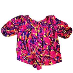 NWOT Tropical Island Vibe Blouse | Puffy Sleeve V Neck with Tie Bottom Size XL